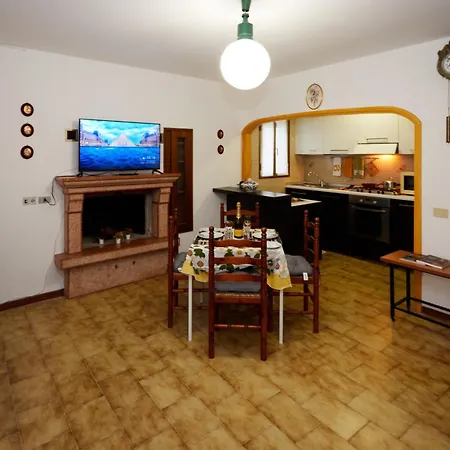 Rustico In Borgo Apartmán *